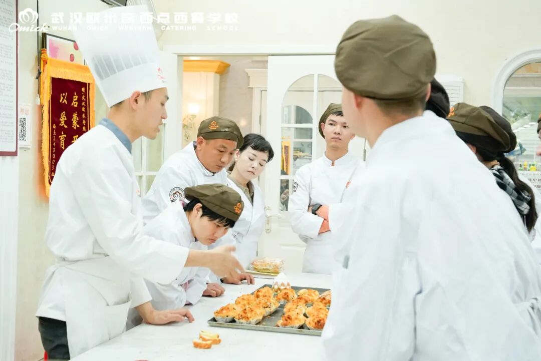 AI时代抢不走的金饭碗,来武汉欧米奇掌握“有温